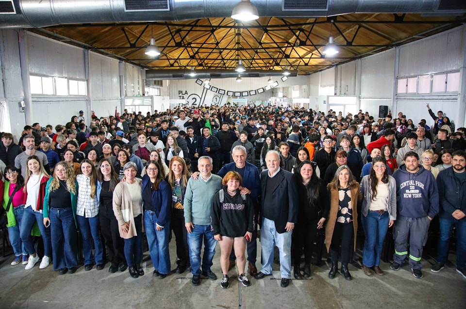 Larroque y Ferraresi participaron de la celebración por el 19º aniversario del programa Envión en Avellaneda