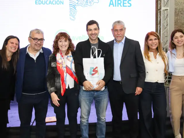 Las escuelas de Avellaneda recibieron materiales de ESI