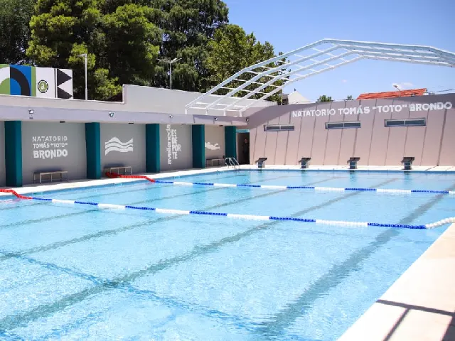 Nueva piscina semiolímpica en el Polideportivo José Mármol